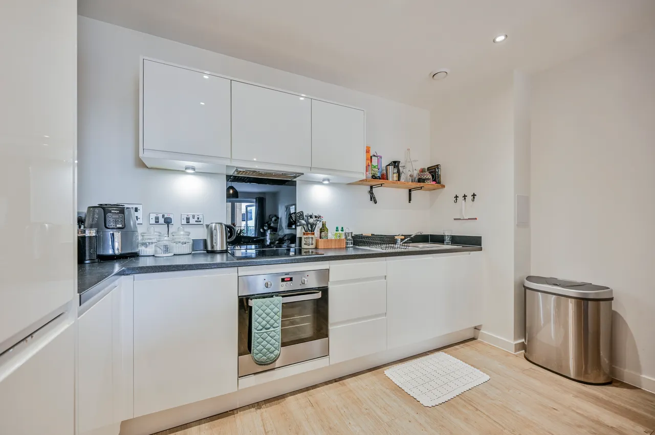 Flat 9, Adele Court, LONDON, photo 3