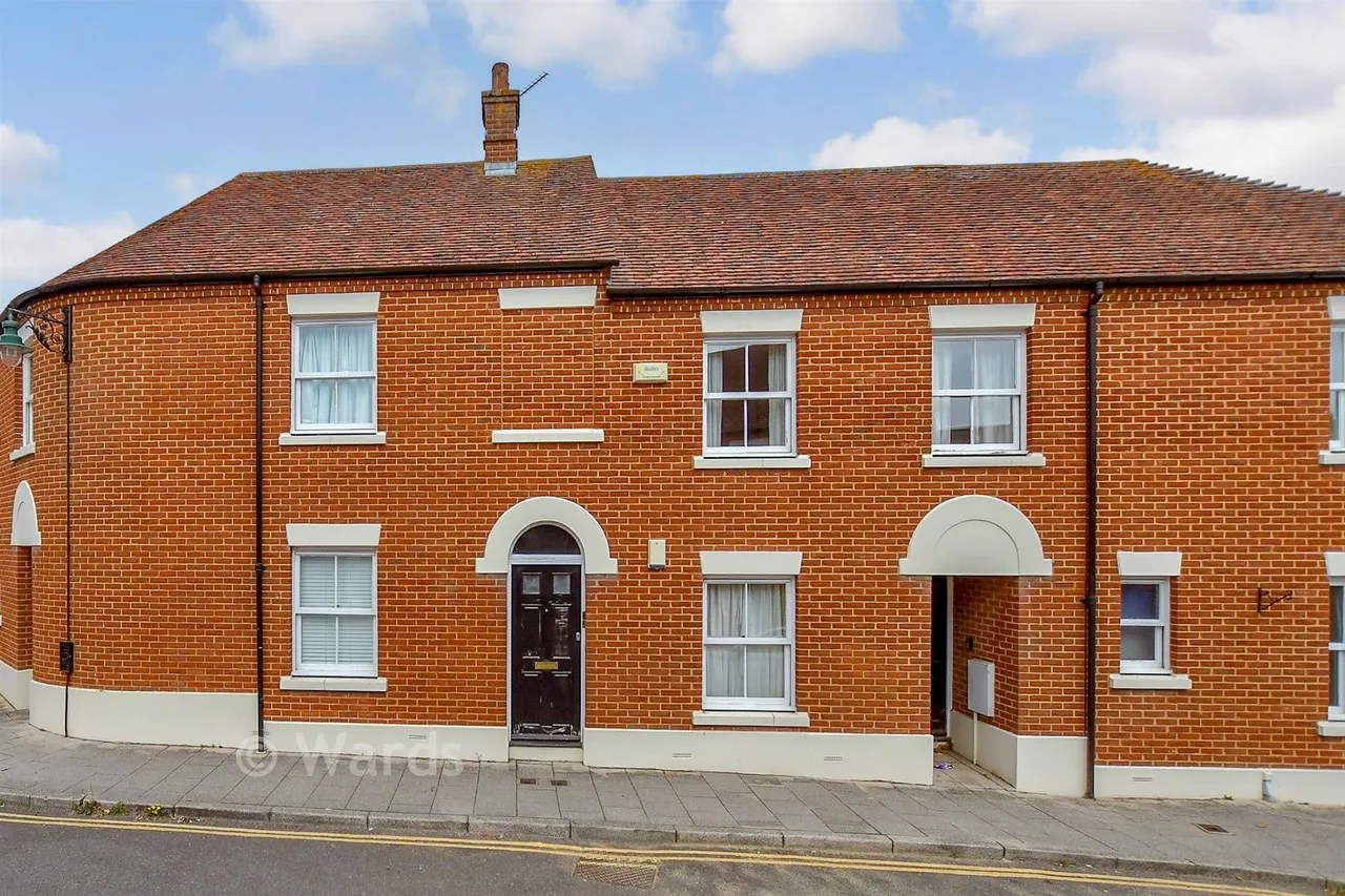 2 bed flat for sale, Kirbys Lane, Canterbury, CT2
