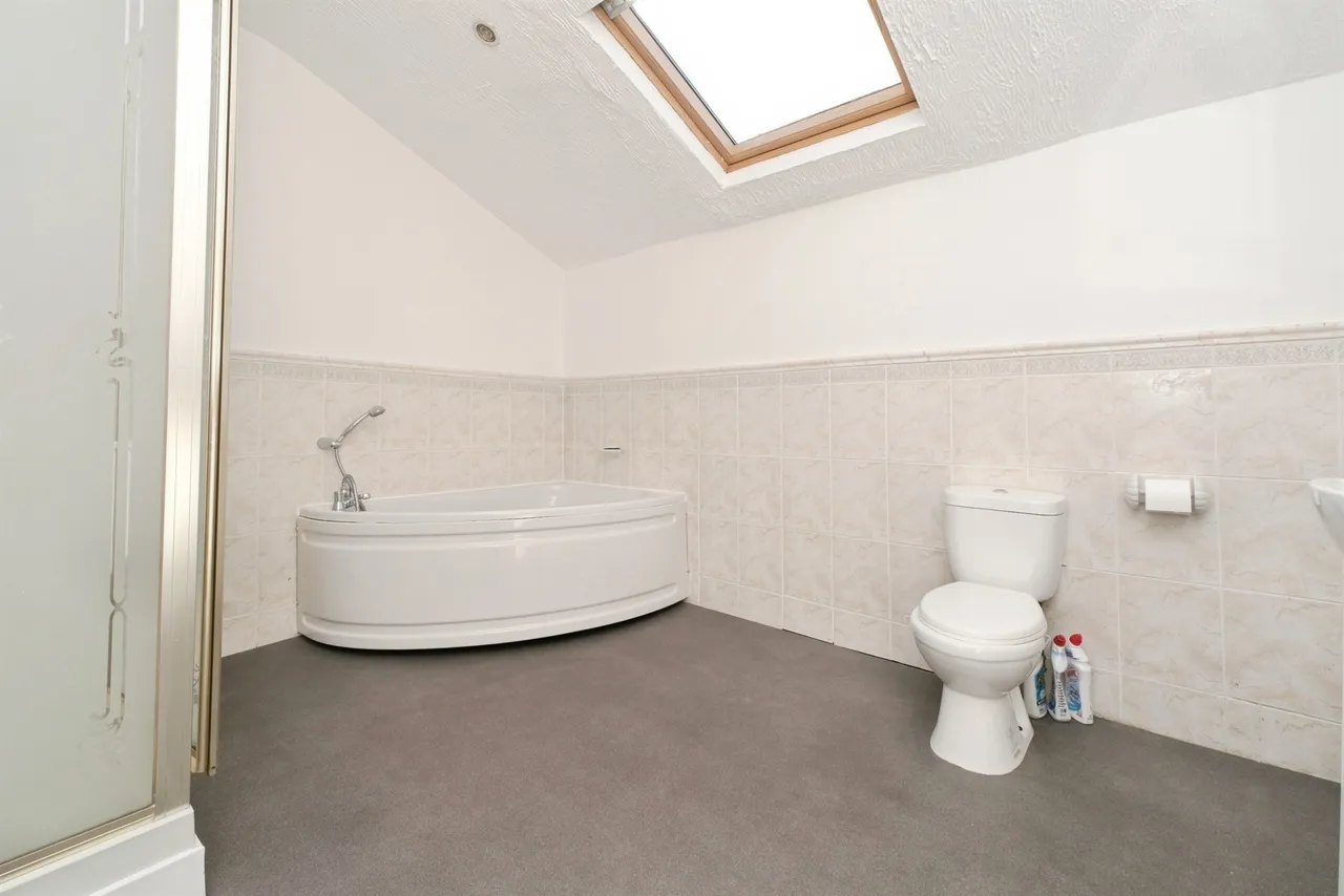 St. Mary Street, Ilkeston, DE7, photo 14