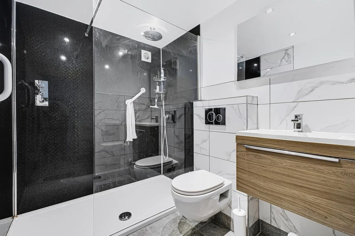Wolvey Road, Bulkington, CV12, photo 33