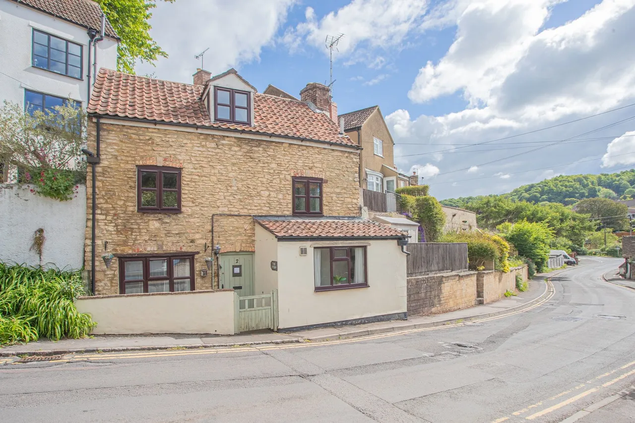 Potters Pond, Wotton-under-Edge, photo 13