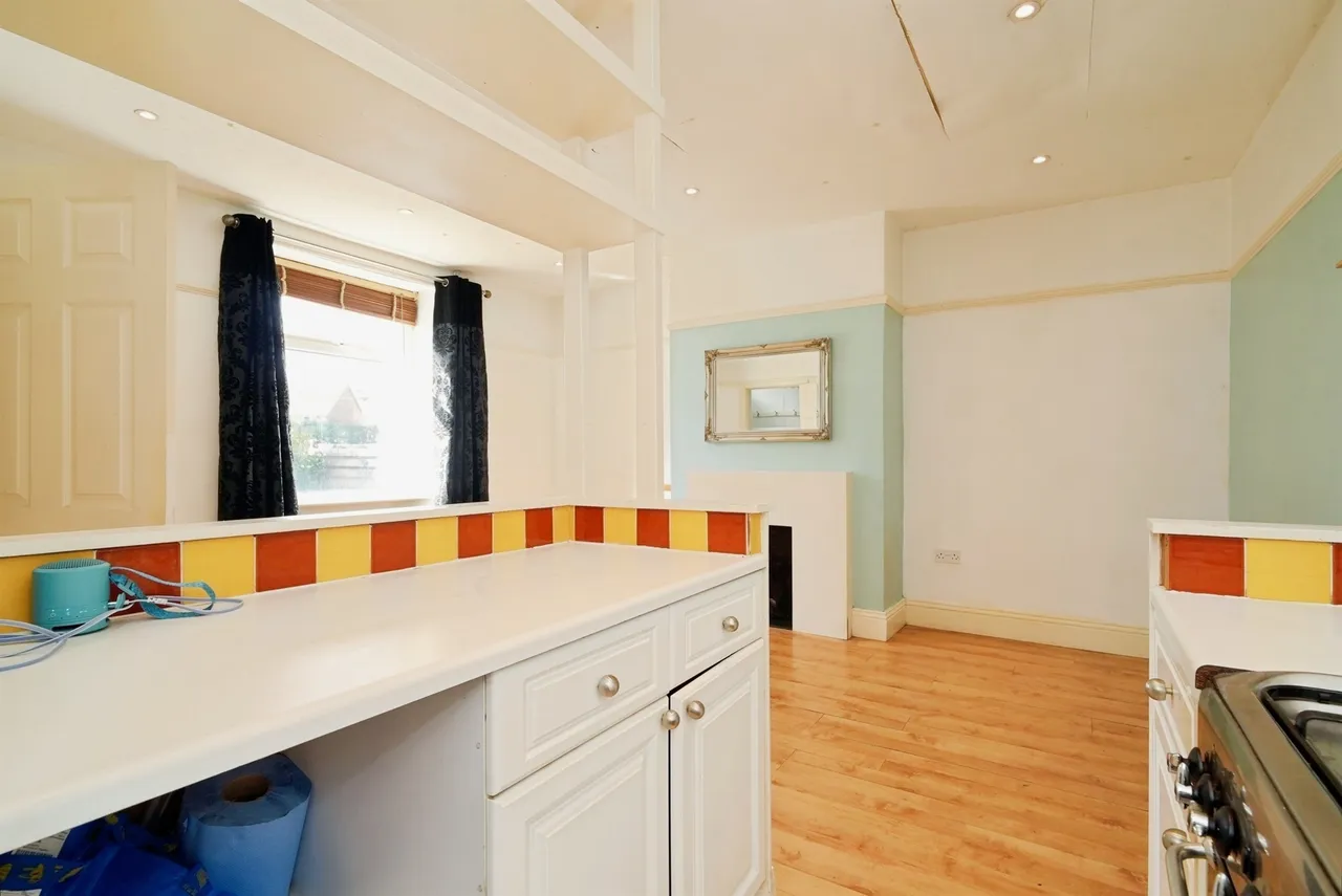 West View, Paddock, Huddersfield, photo 5