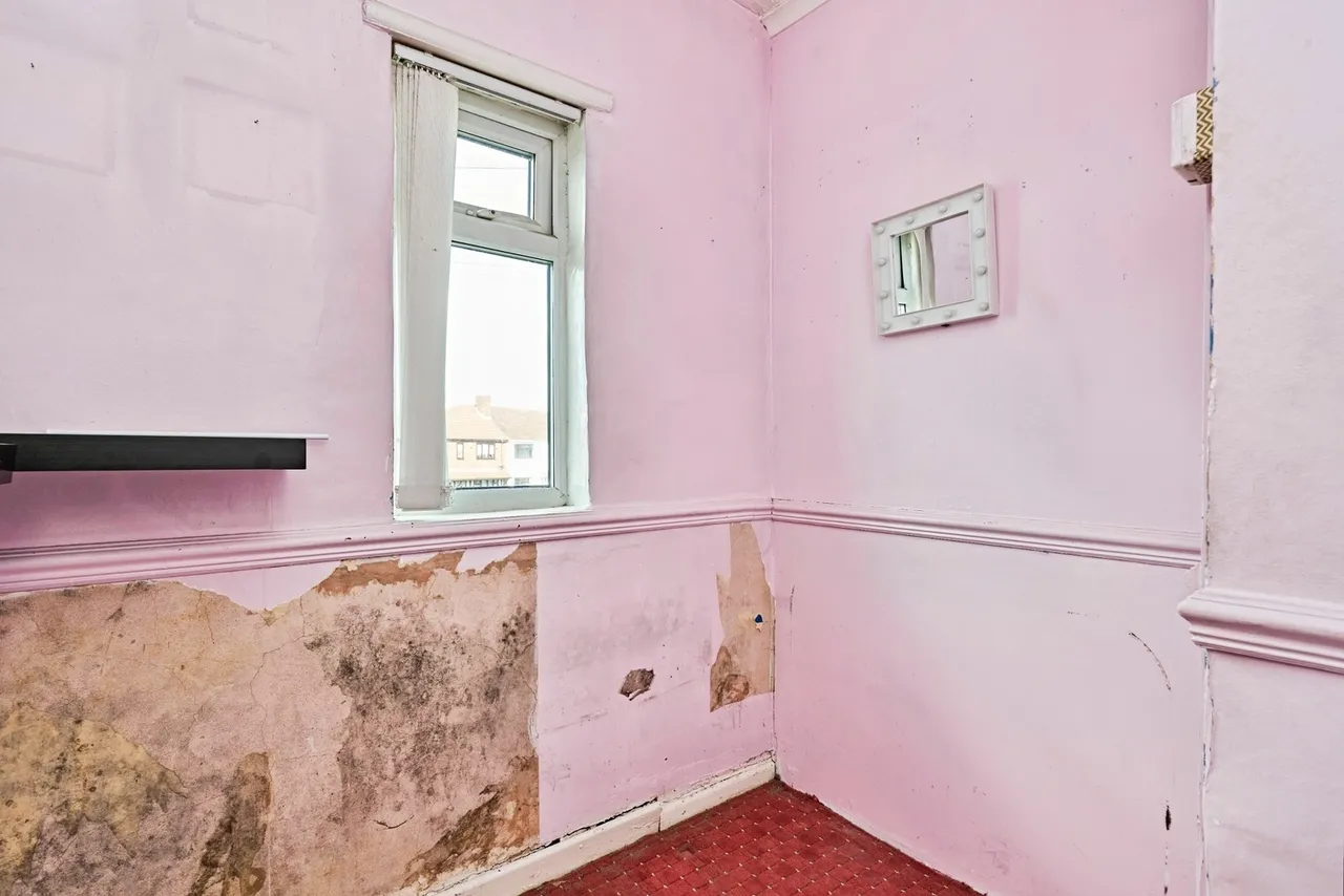 Southbourne Avenue, Walsall, West Midlands, WS2, photo 17