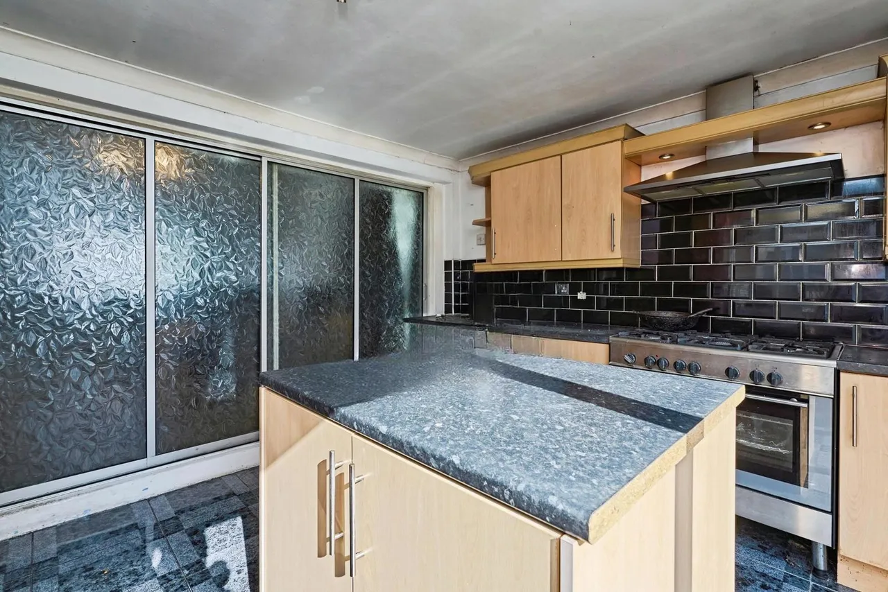 Southbourne Avenue, Walsall, West Midlands, WS2, photo 8