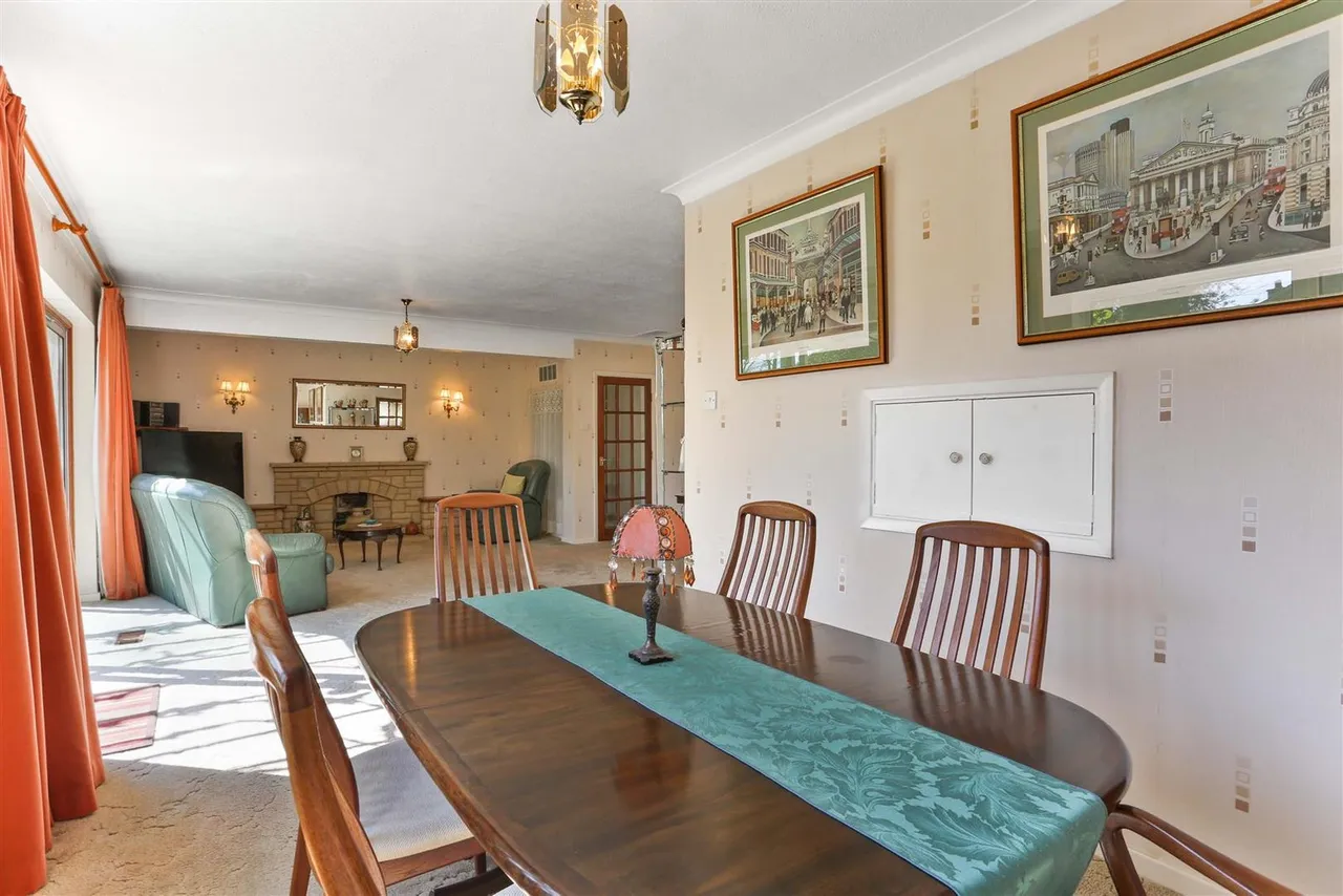 Birchfield Grove, Ewell, KT17 3ES, photo 10