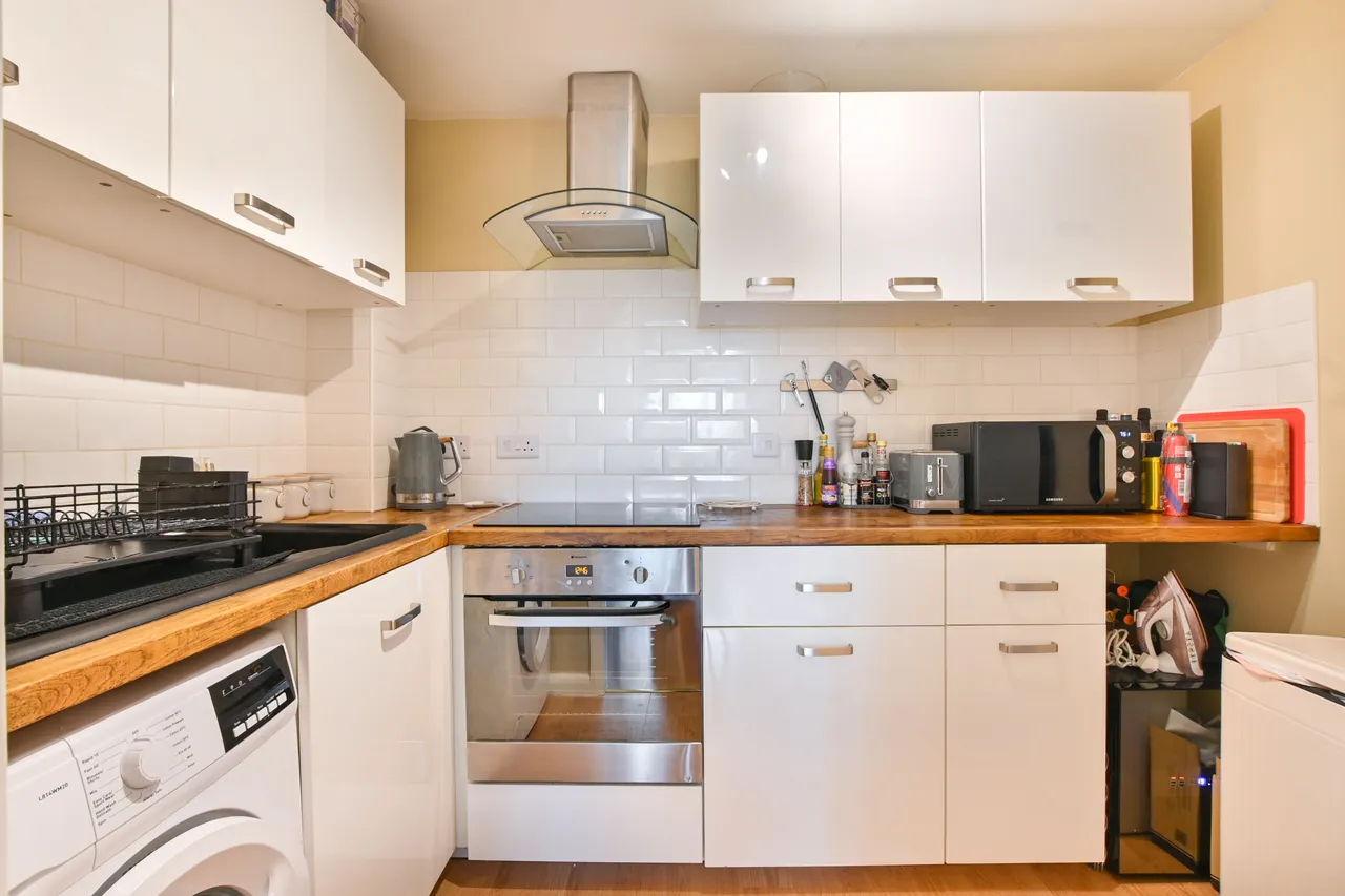 13 Jefferson Lodge, 85 Sudbury Avenue, Wembley, photo 4