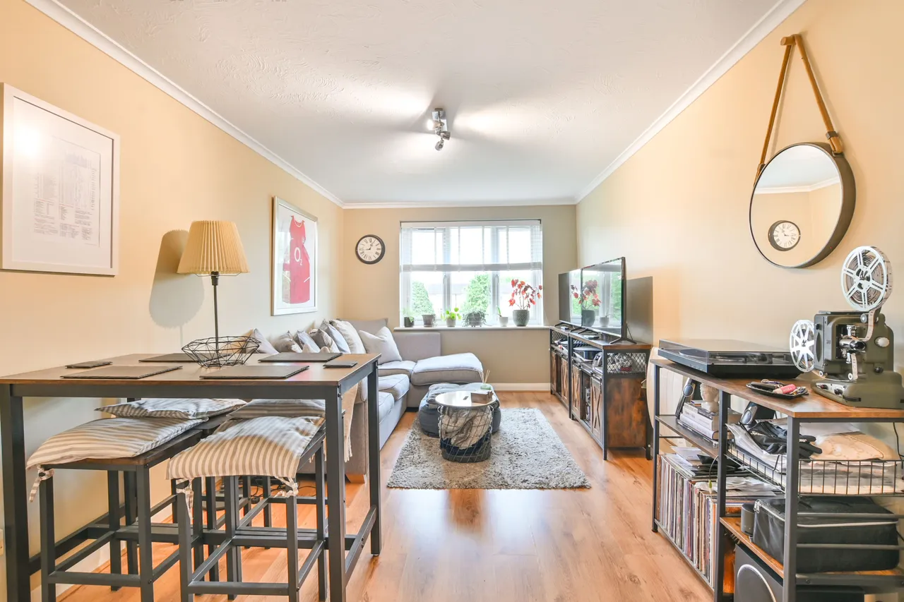 13 Jefferson Lodge, 85 Sudbury Avenue, Wembley, photo 9