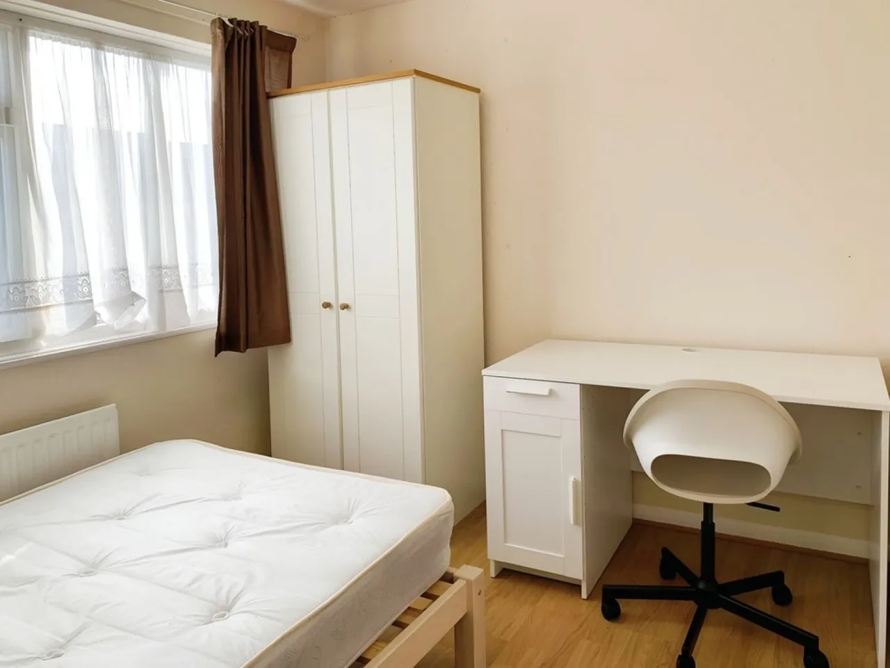 Nethersole Close, Canterbury, photo 11