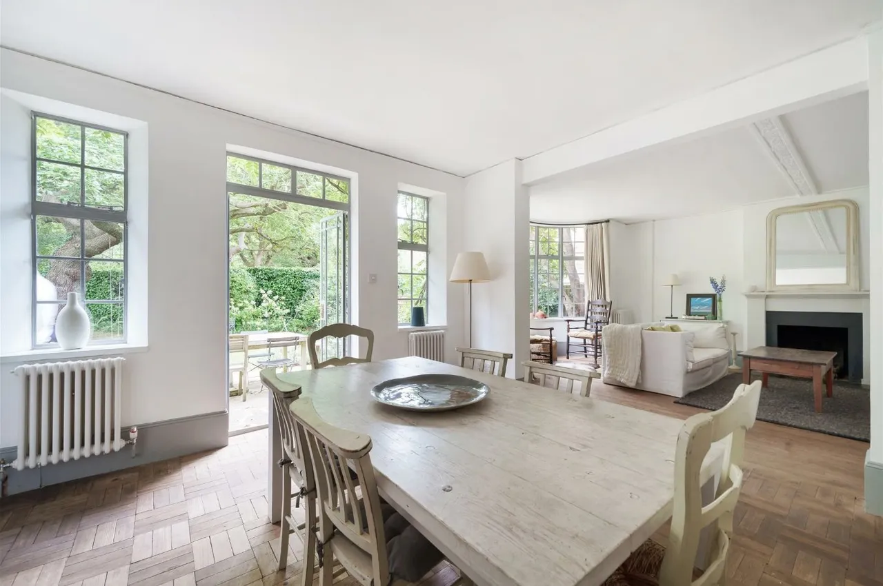 Wildwood Road, Hampstead Garden Suburb, London, NW11 6UP, photo 3