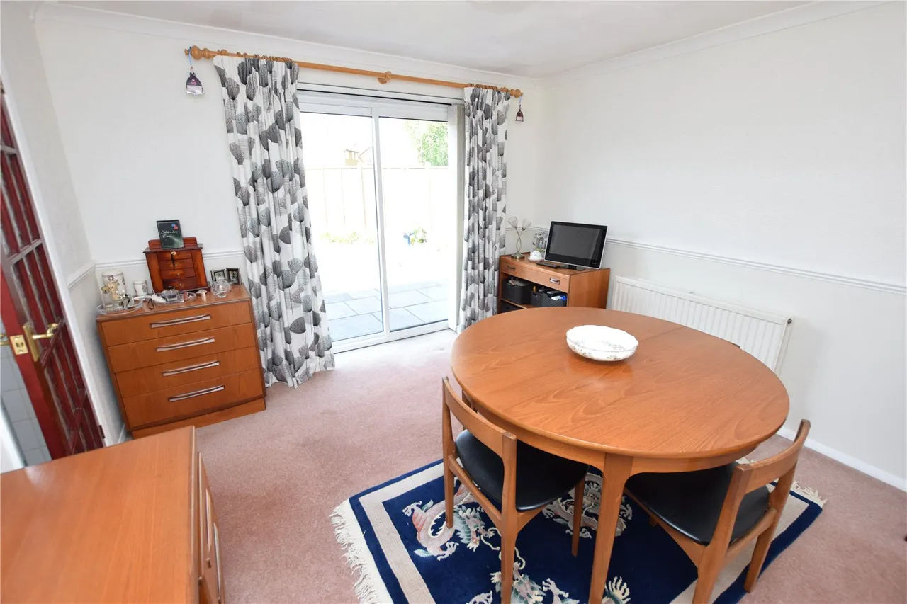 Cheyne Way, Farnborough, Hampshire, GU14 8SE, photo 8