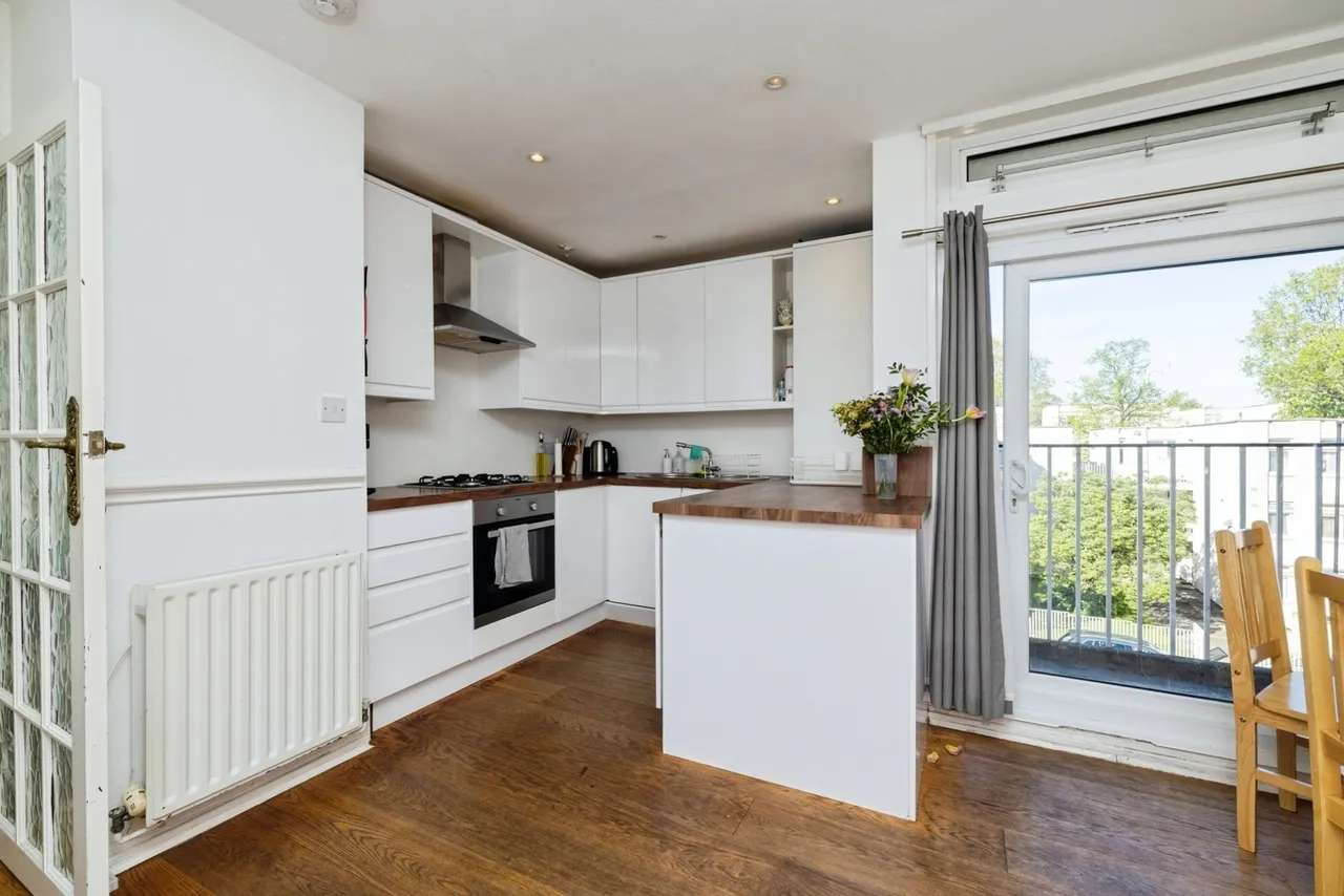 4 bed flat for sale — Victoria Rise, London, SW4