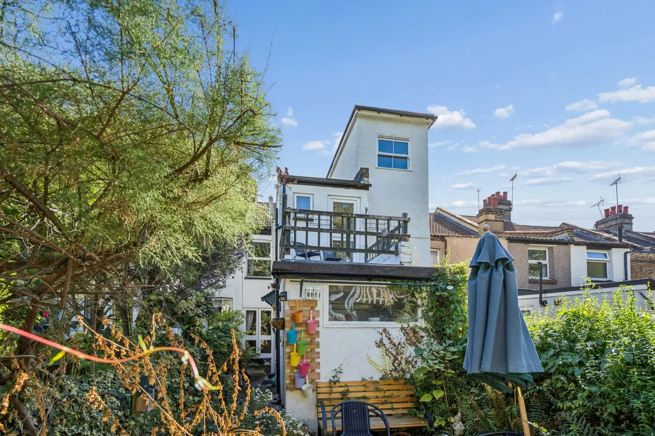 Neal Street, Watford, WD18, photo 13