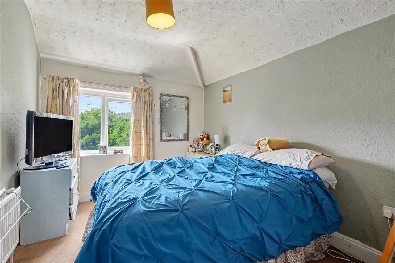 Charlton Grove, Beeston, NG9, photo 4