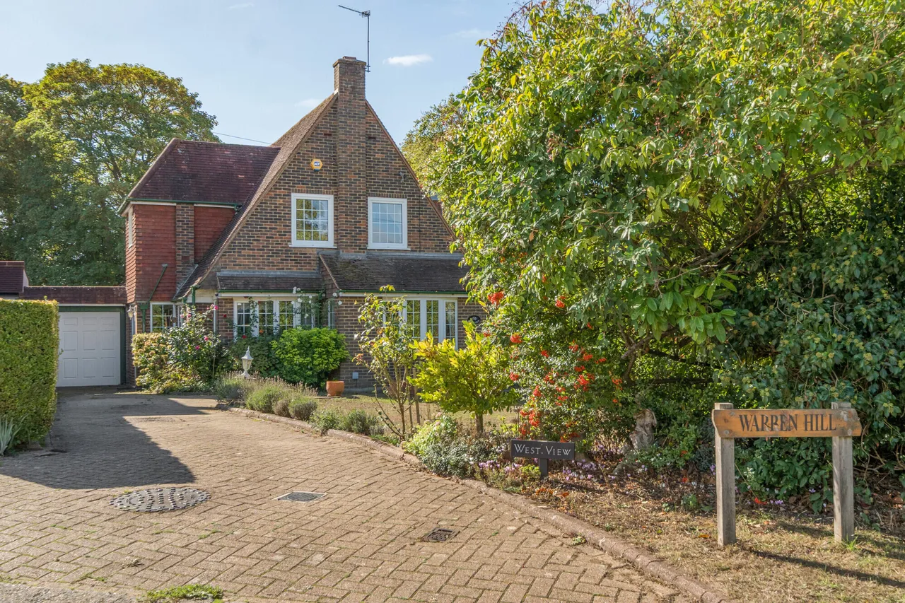 4 bed house for sale, Warren Hill, Epsom, KT18