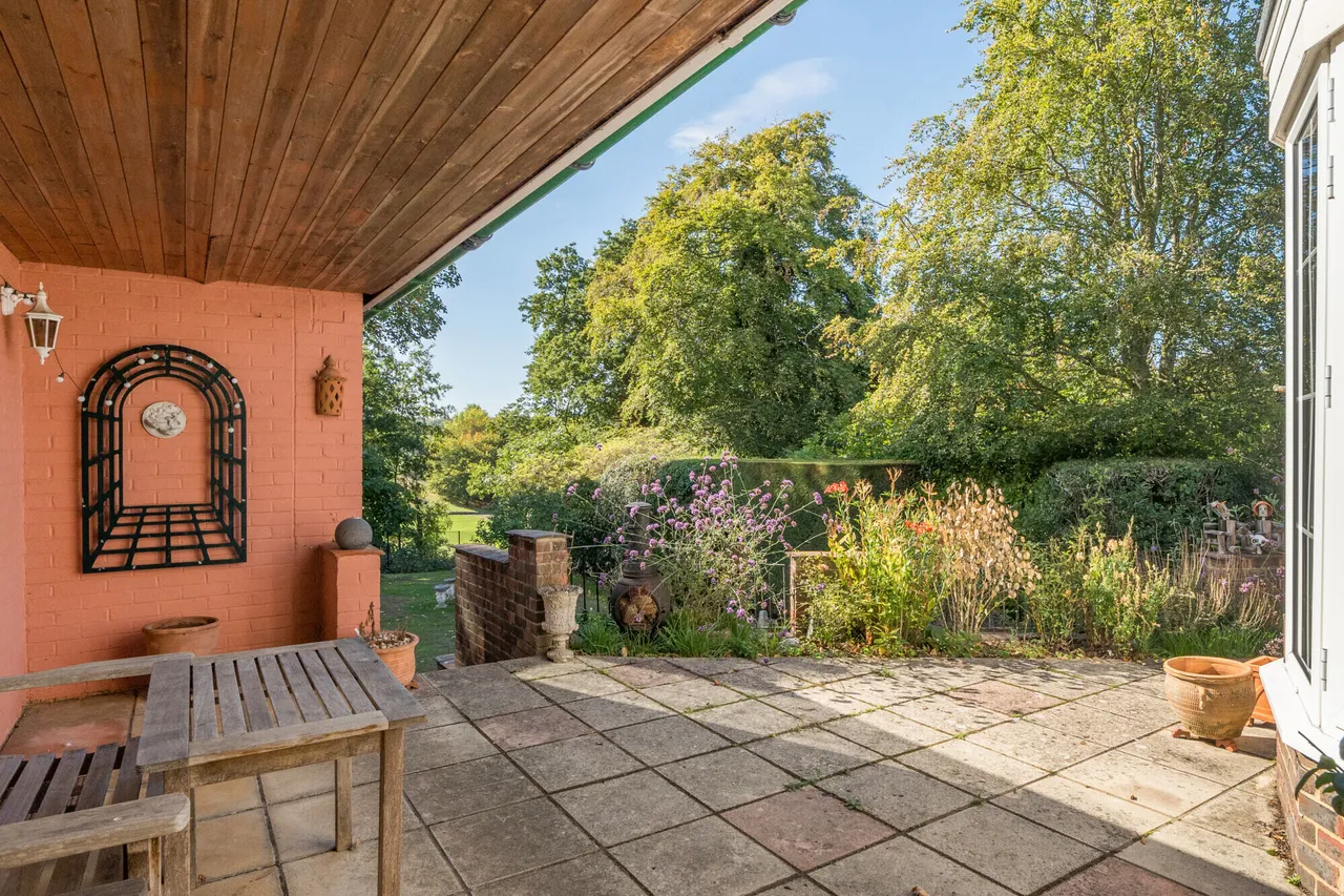 Warren Hill, Epsom, KT18, photo 8
