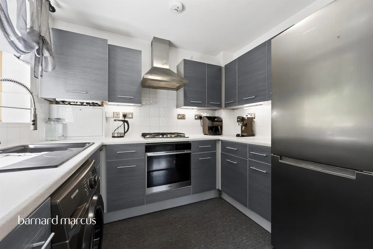 Sanderstead Road, South Croydon, CR2, photo 7