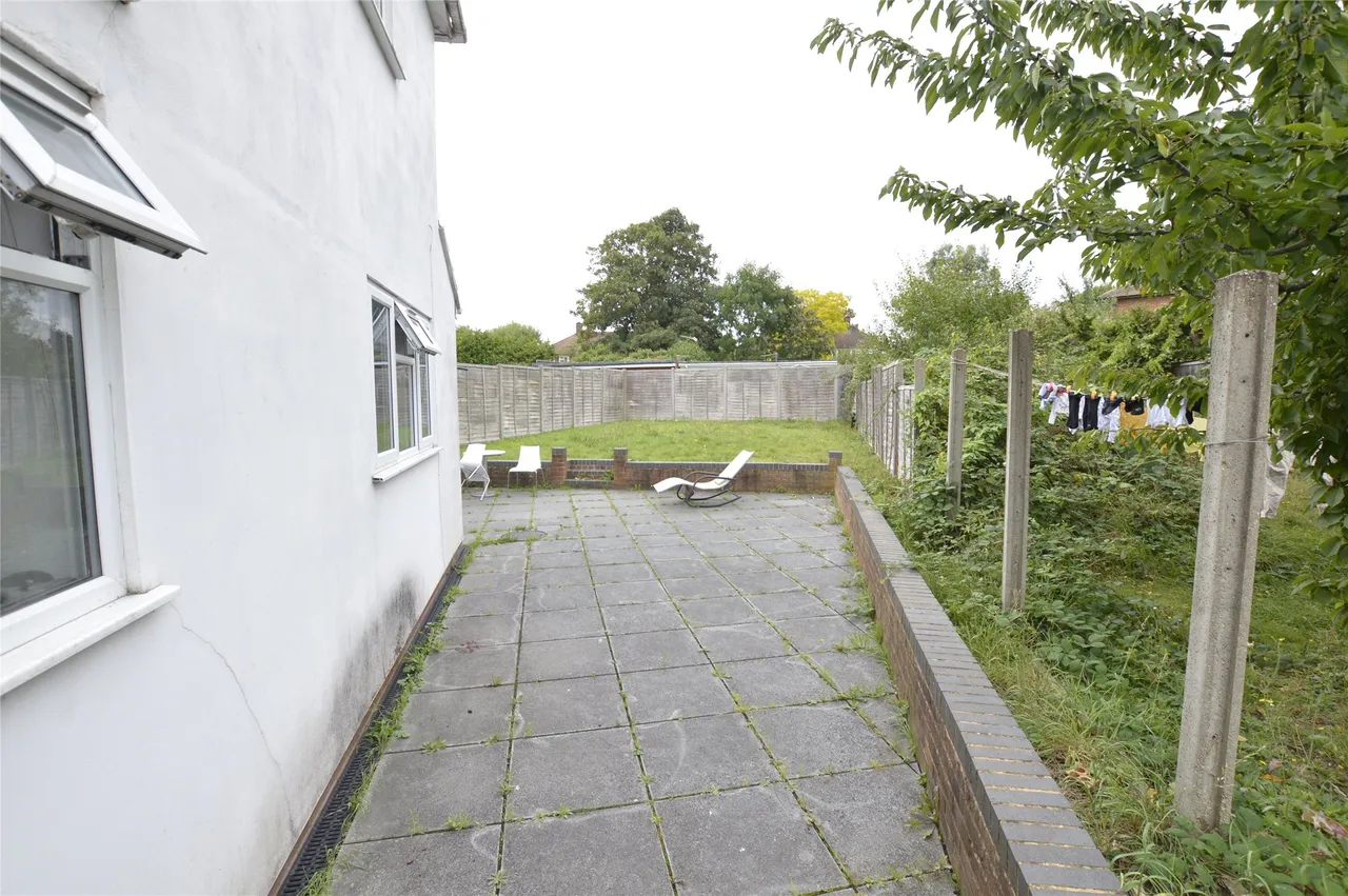 Stewart Close, Kingsbury, NW9 8AJ, photo 4