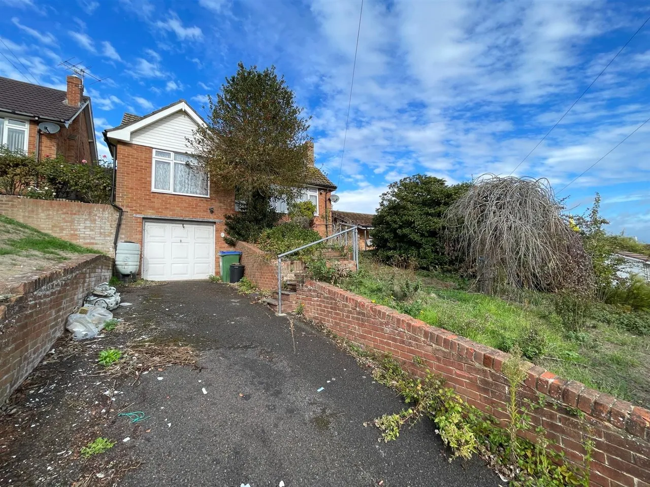 2 bed house for sale, Lapierre Road, Newhaven
