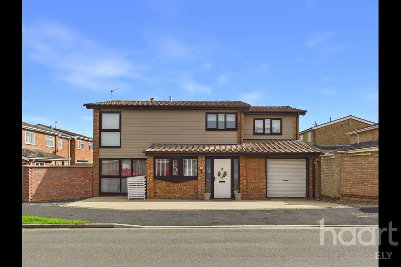 4 bed house for sale, Merlin Drive, Ely, CB6