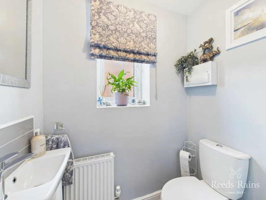 Guildford Crescent, Bridlington, East Yorkshire, YO16, photo 10
