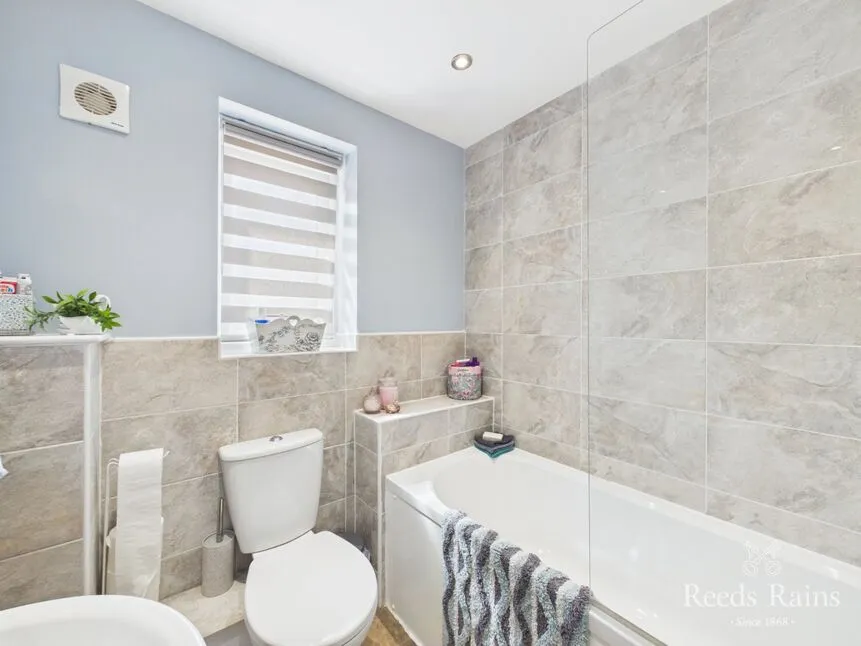Guildford Crescent, Bridlington, East Yorkshire, YO16, photo 7