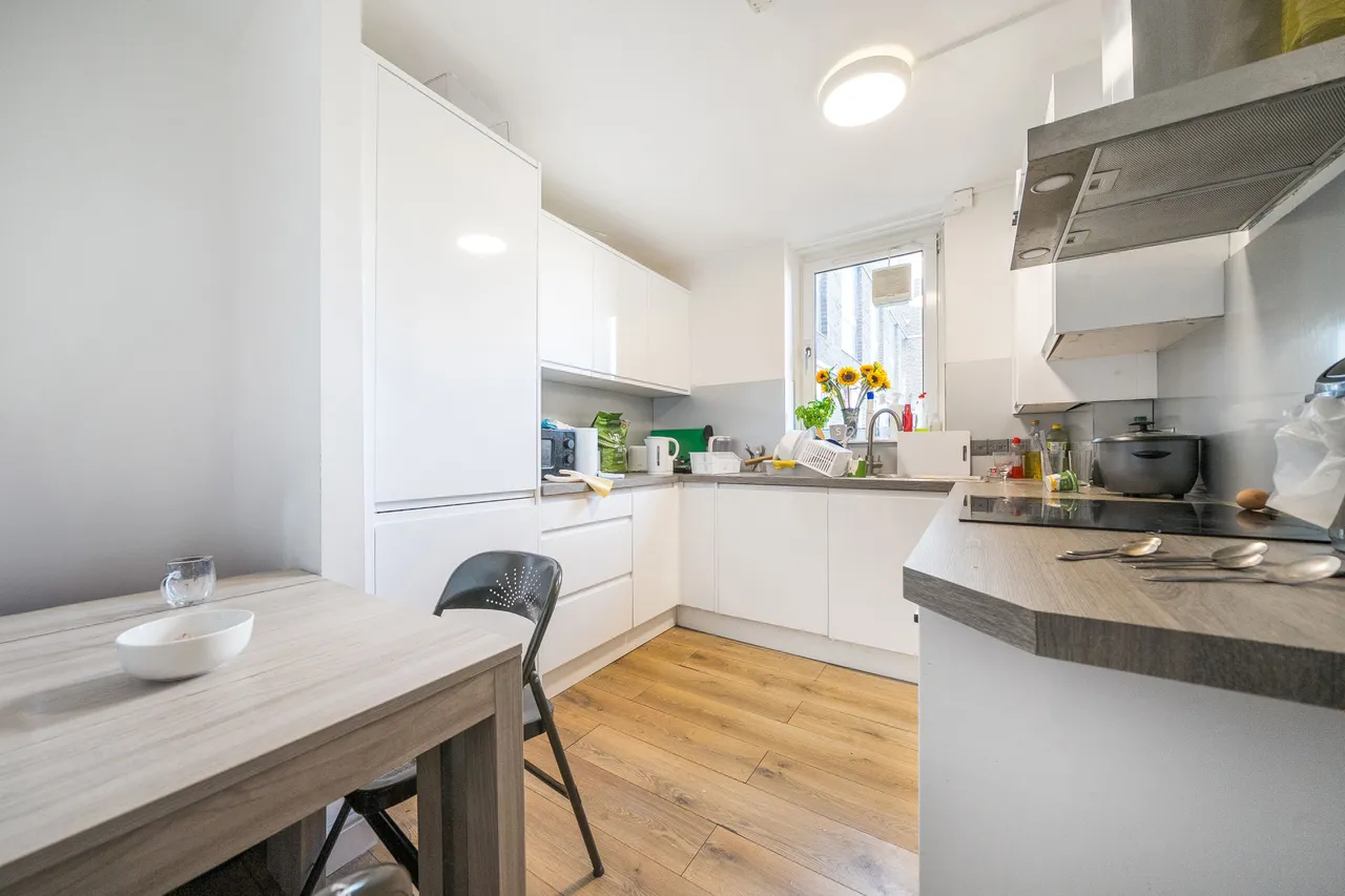 43 Longland Court, Rolls Road, London, photo 10