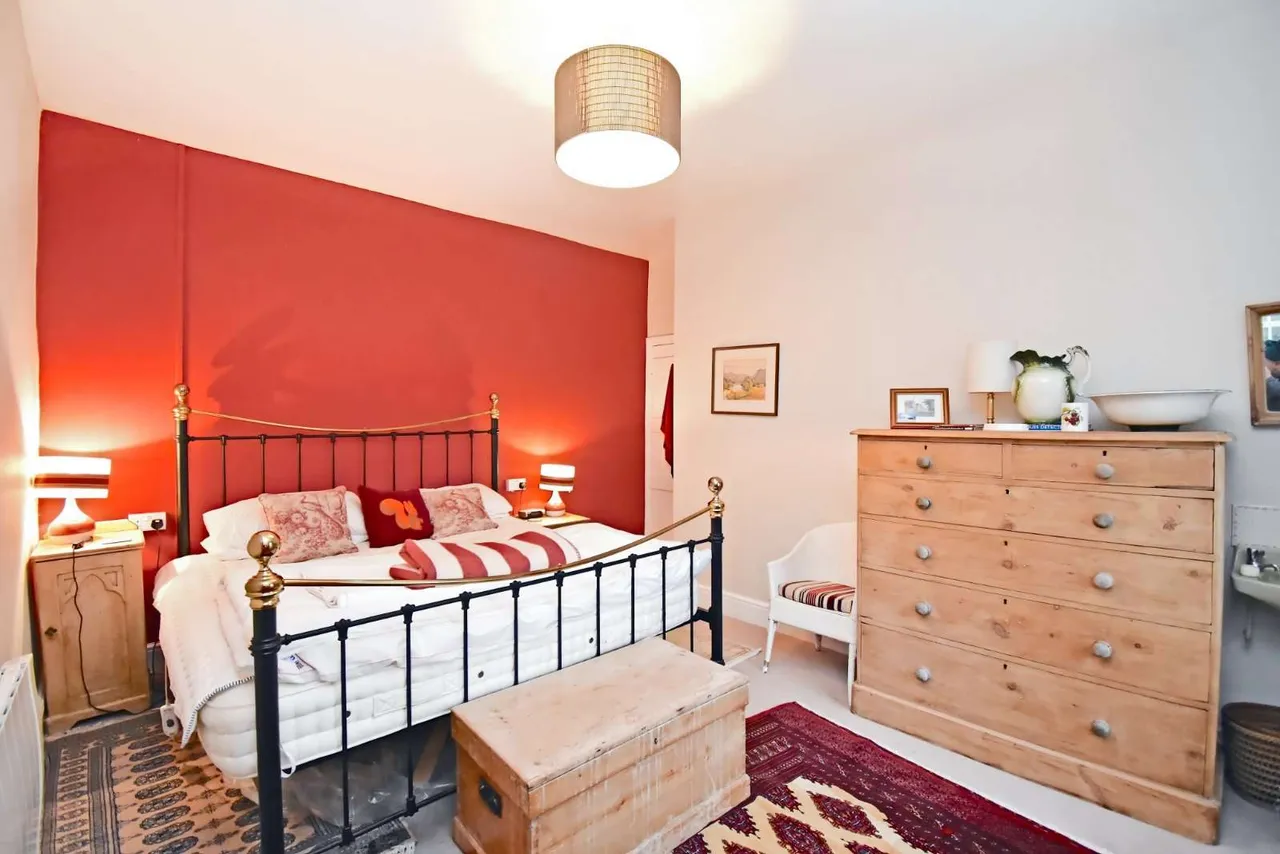 Dyffryn Crawnon, Llangynidr, Crickhowell, Powys, NP8 1NU, photo 8
