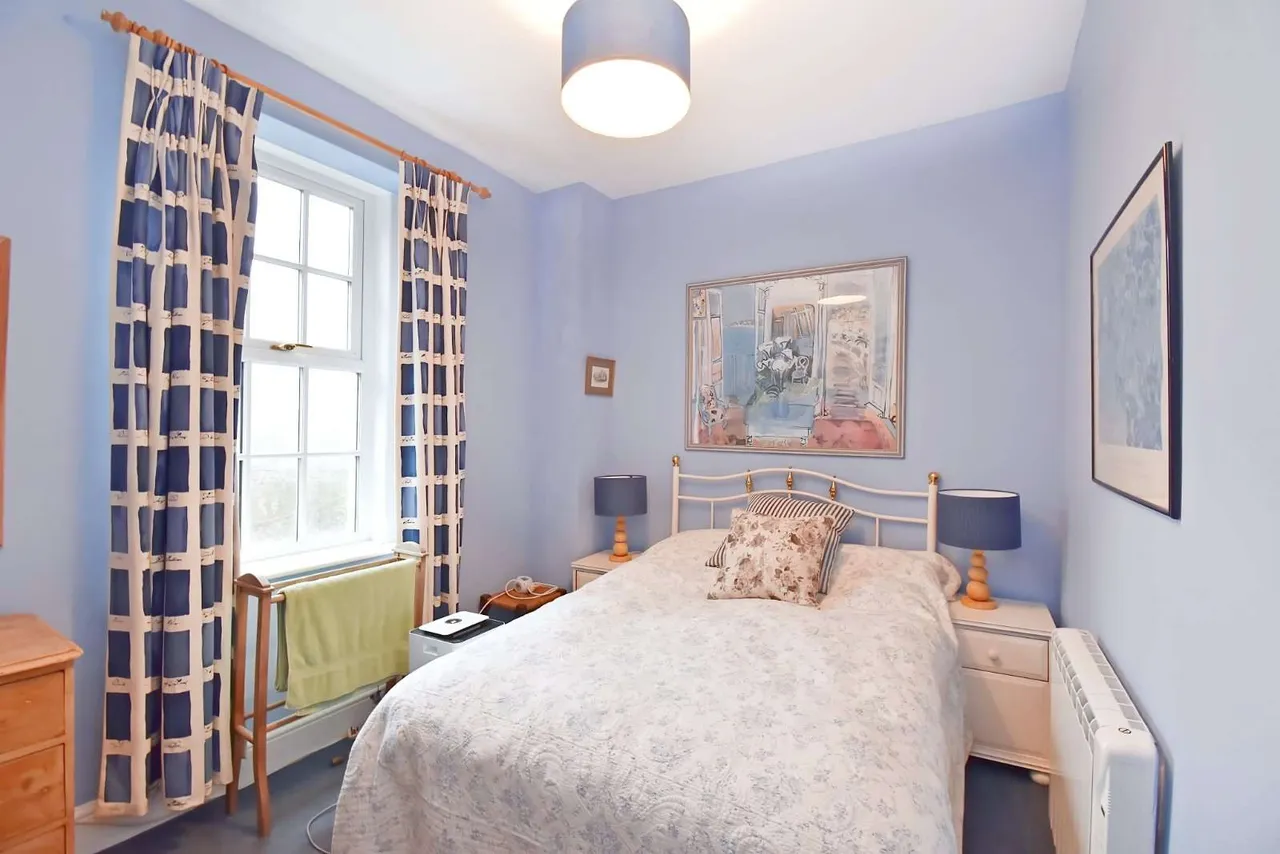 Dyffryn Crawnon, Llangynidr, Crickhowell, Powys, NP8 1NU, photo 11