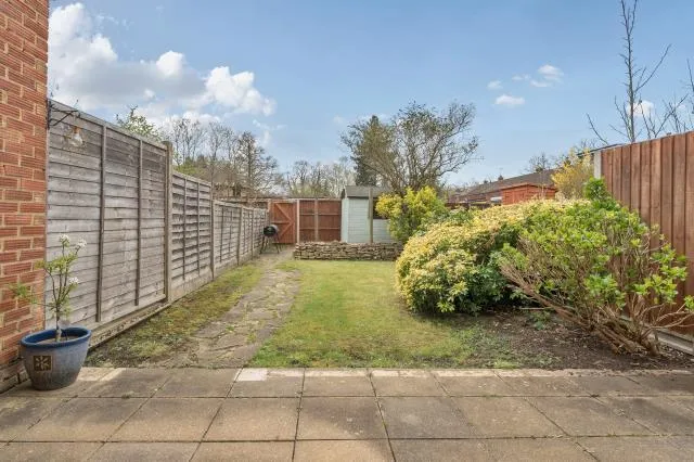 Lansdown Close, Woking, GU21, photo 20