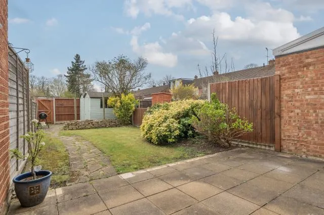 Lansdown Close, Woking, GU21, photo 17
