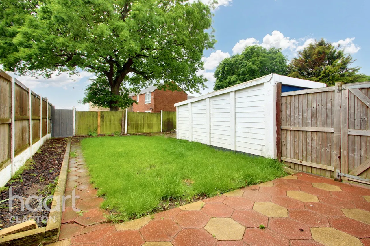 Becontree Close, Clacton-On-Sea, CO15, photo 9