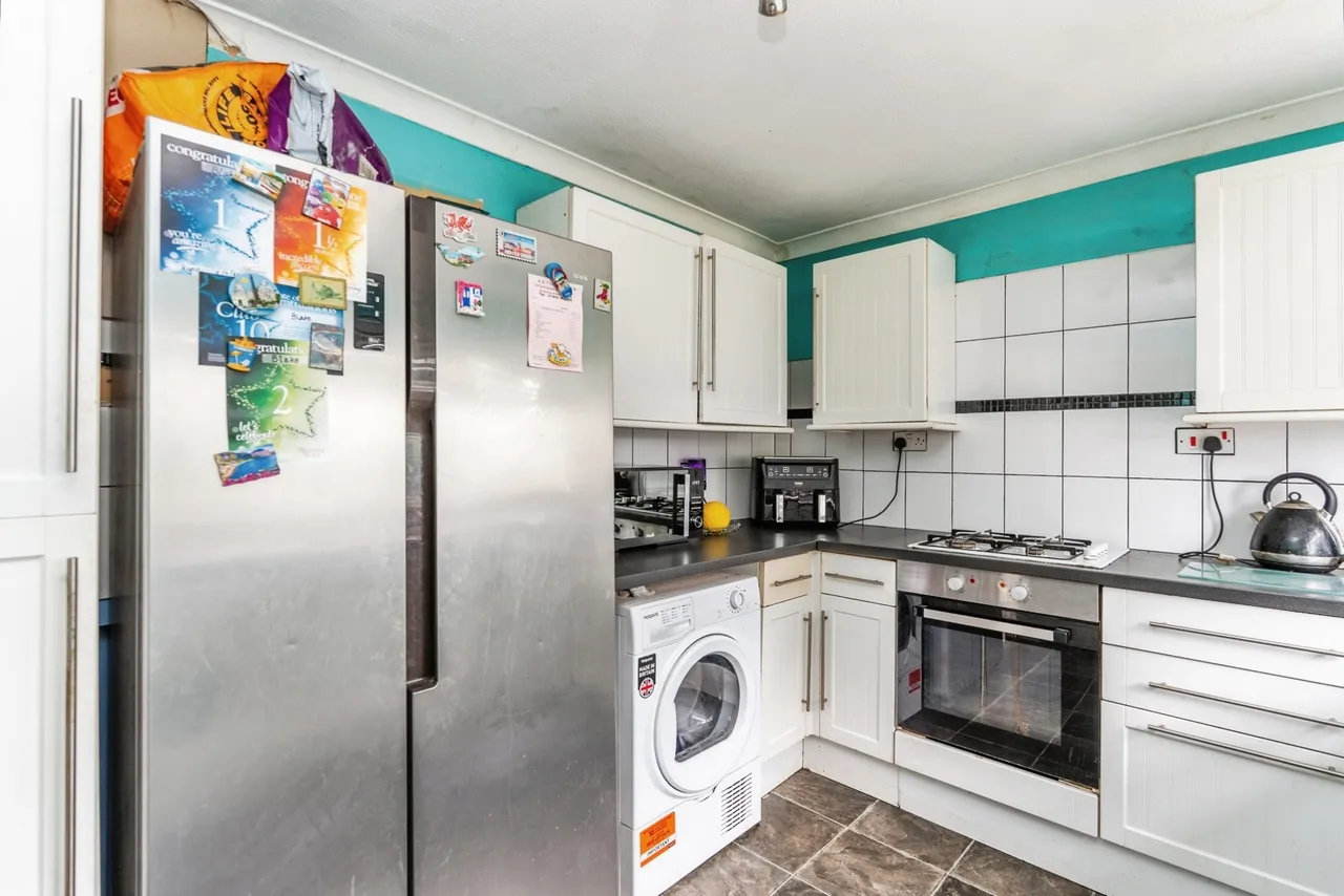 Beechdale Close, Calmore, SO40, photo 11