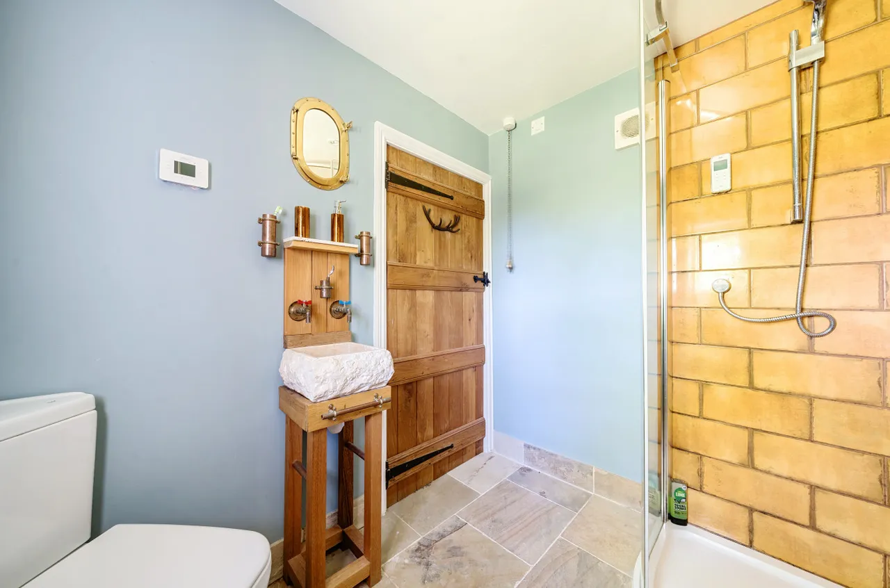 Water Lane, Hunton, ME15, photo 9
