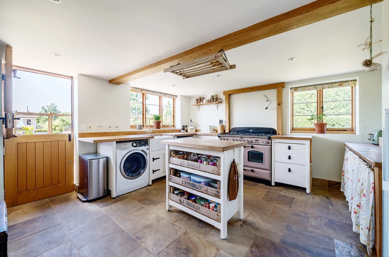 Water Lane, Hunton, ME15, photo 7