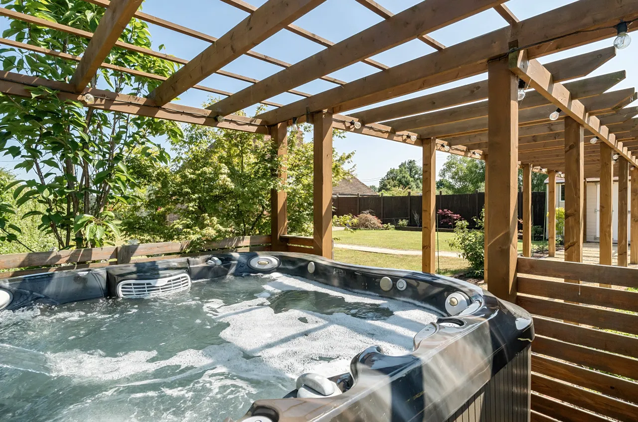 Water Lane, Hunton, ME15, photo 18