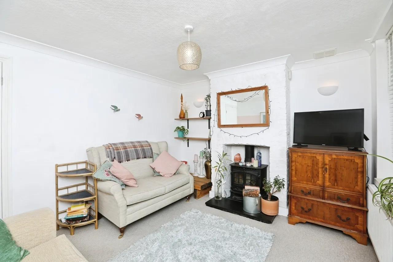 Albion Place, Newington, Sittingbourne, Kent, ME9, photo 4
