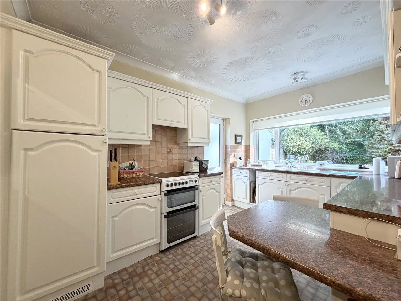 Surrey Gardens, Bournemouth, Dorset, BH4, photo 5