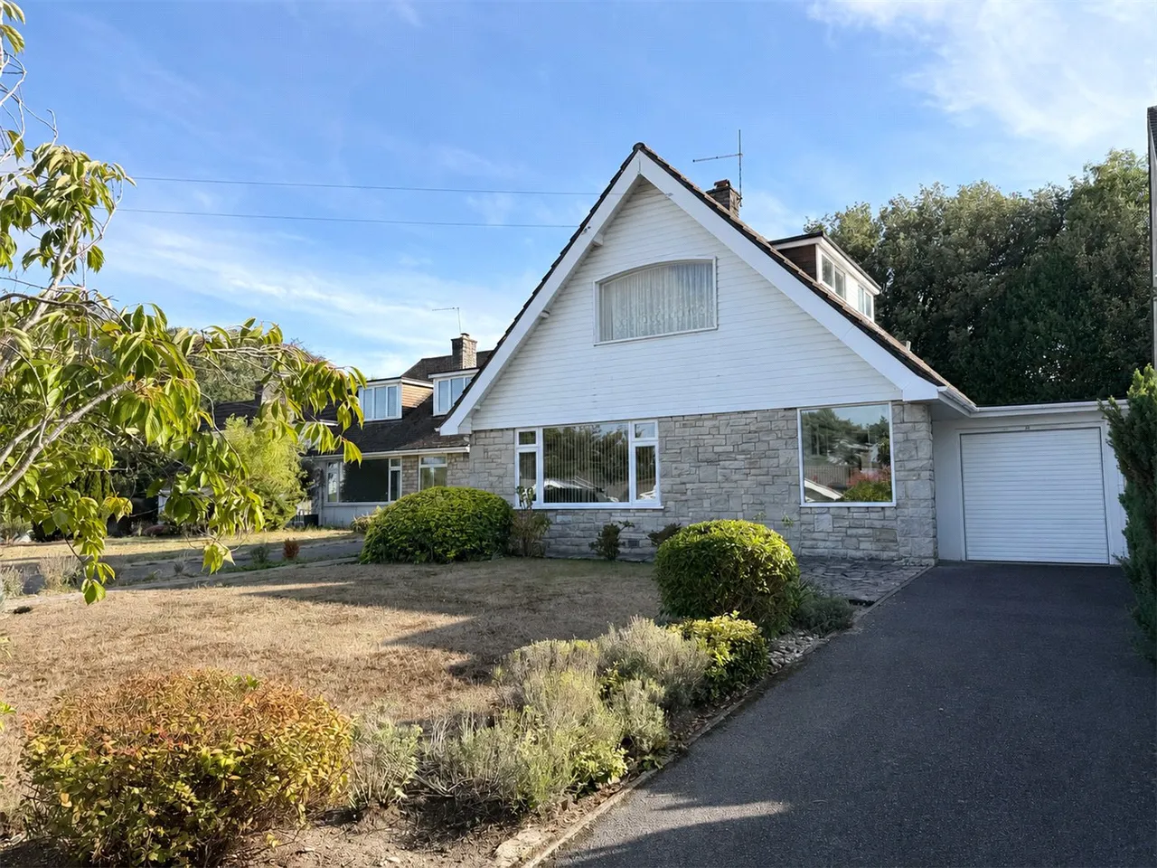 3 bed house for sale — Surrey Gardens, Bournemouth, Dorset, BH4