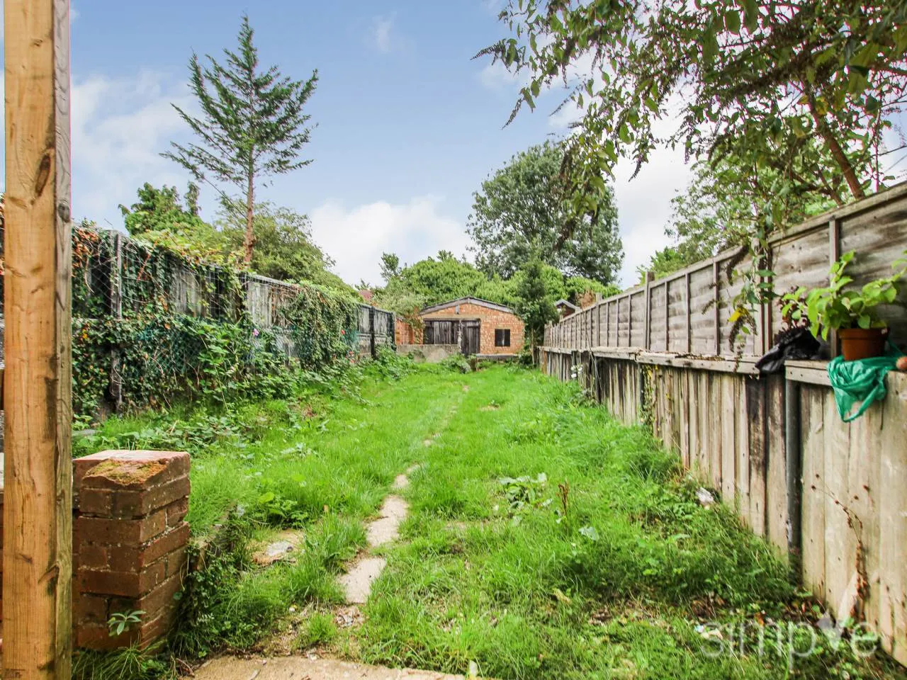 Warwick Crescent, Hayes, UB4, photo 8