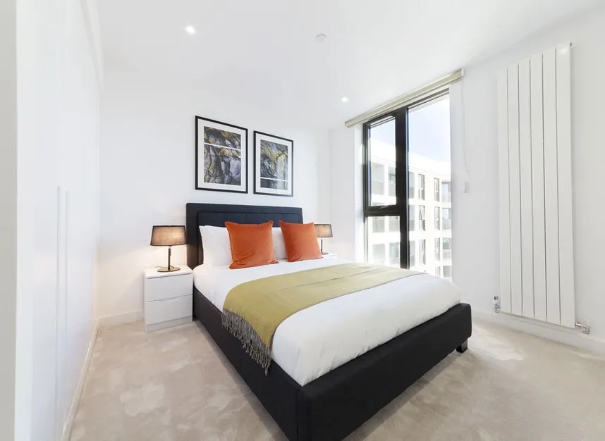Schooner Road, Royal Wharf, E16, photo 4