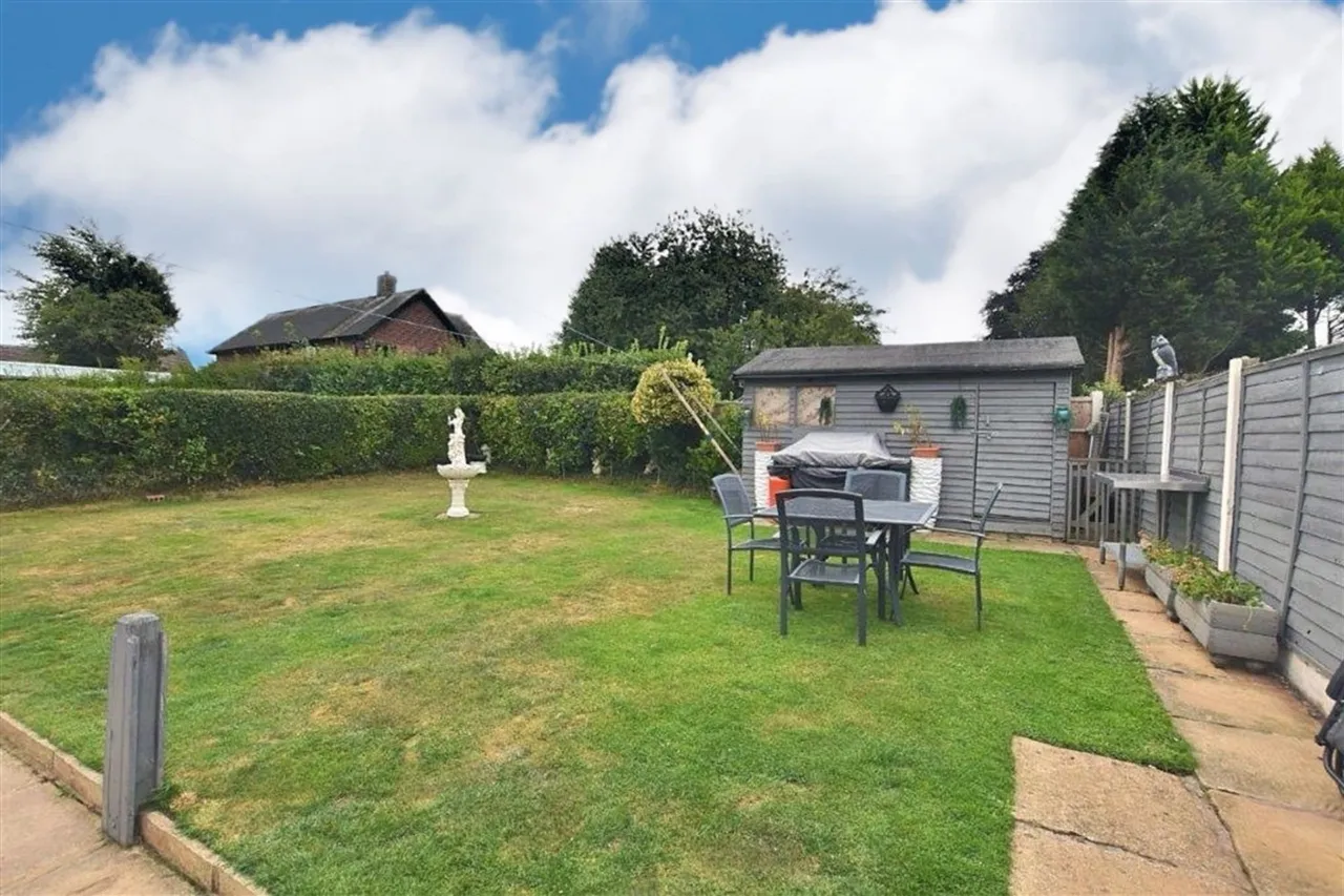 Sadlers Close, Crewe, photo 3