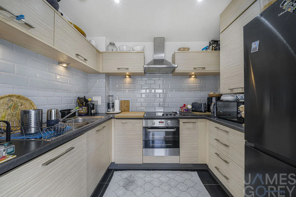 Amity Court North Star Boulevard, Greenhithe, DA9, photo 3