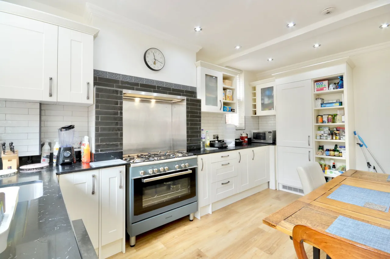 Manor Park Road, East Finchley, N2, photo 8