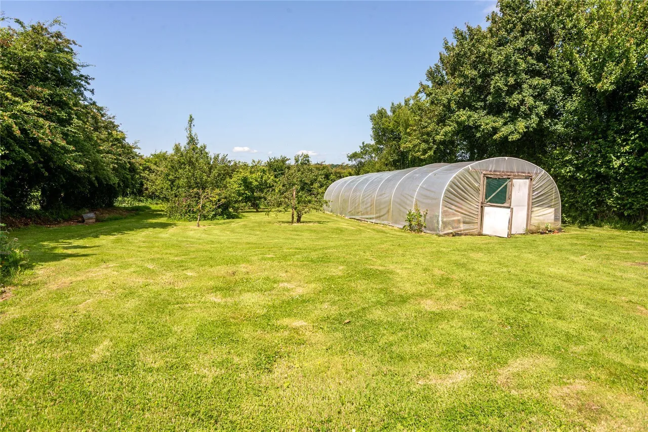 Pentraeth, LL75, photo 22