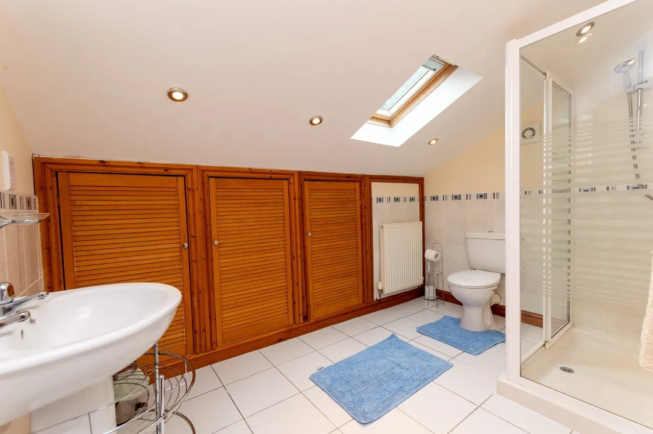 Pentraeth, LL75, photo 45
