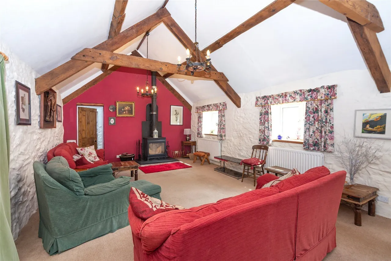 Pentraeth, LL75, photo 5