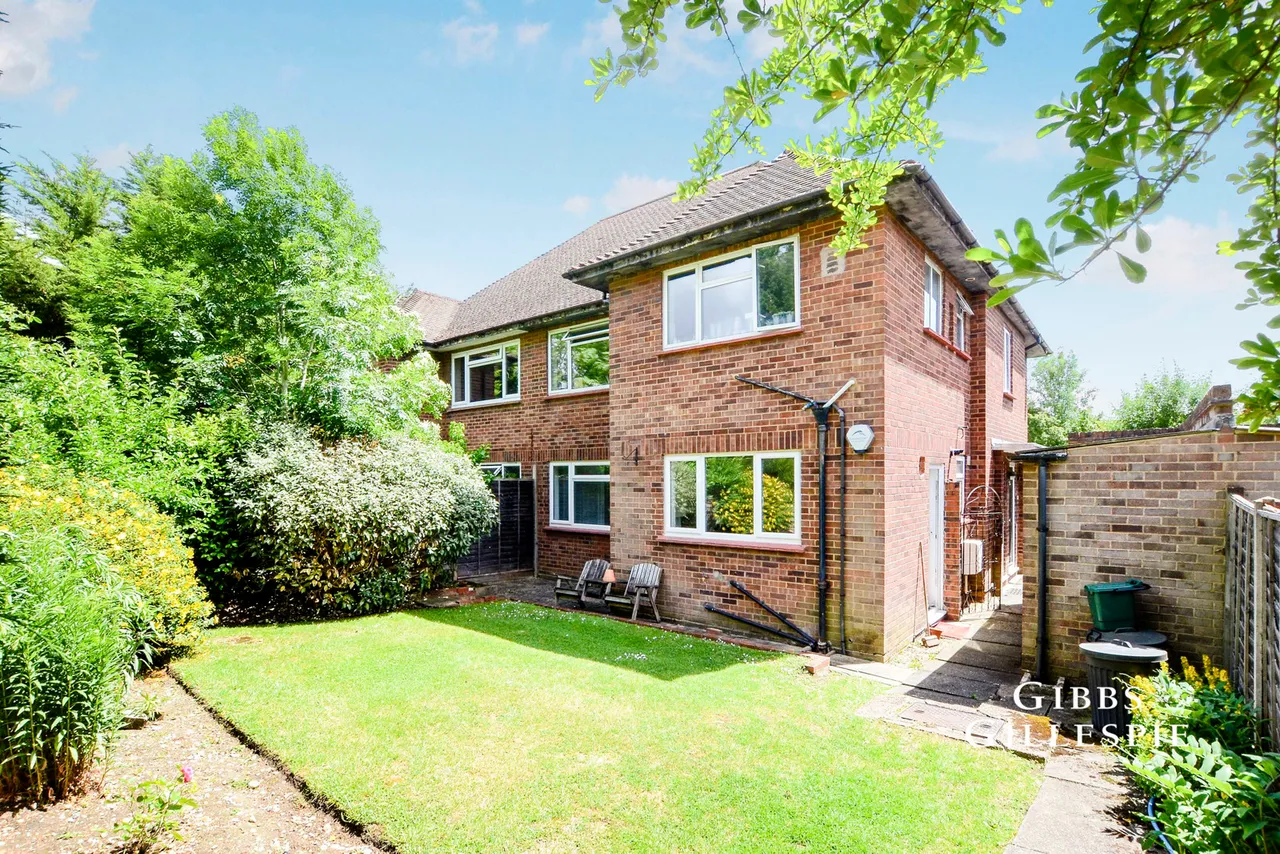 Chamberlain Way, Pinner Fees Apply, HA5, photo 14