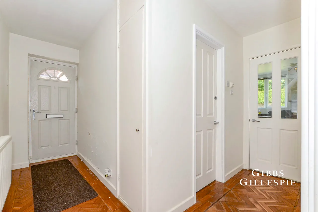 Chamberlain Way, Pinner Fees Apply, HA5, photo 9