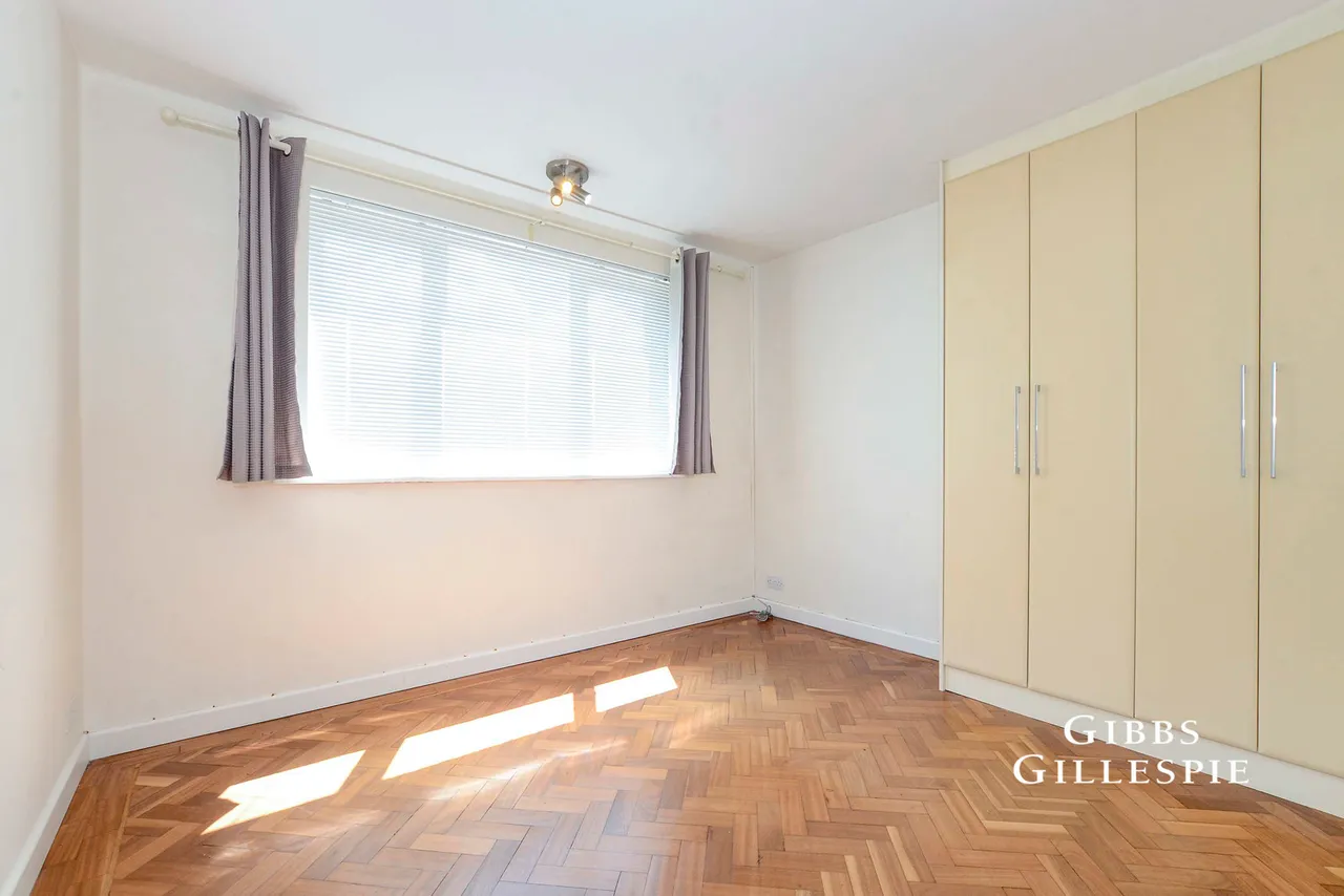 Chamberlain Way, Pinner Fees Apply, HA5, photo 6