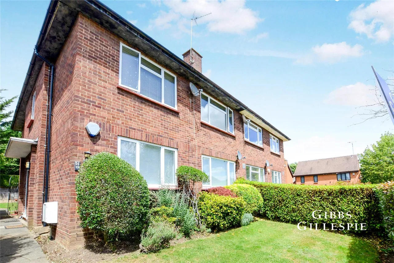 Chamberlain Way, Pinner Fees Apply, HA5, photo 2